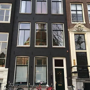 https://kangaroom.amsterdamhotelsnl.com